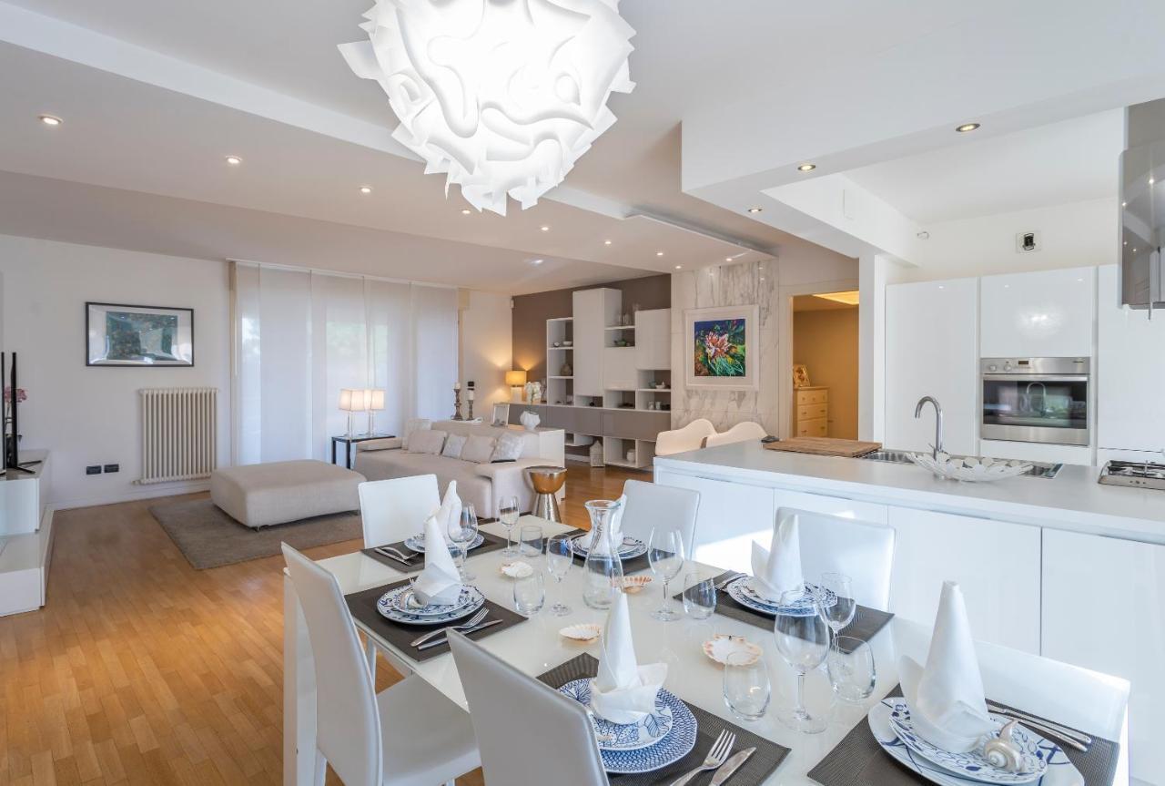 Teatro Nuovo Apartment With Free Parking Udine Exterior photo