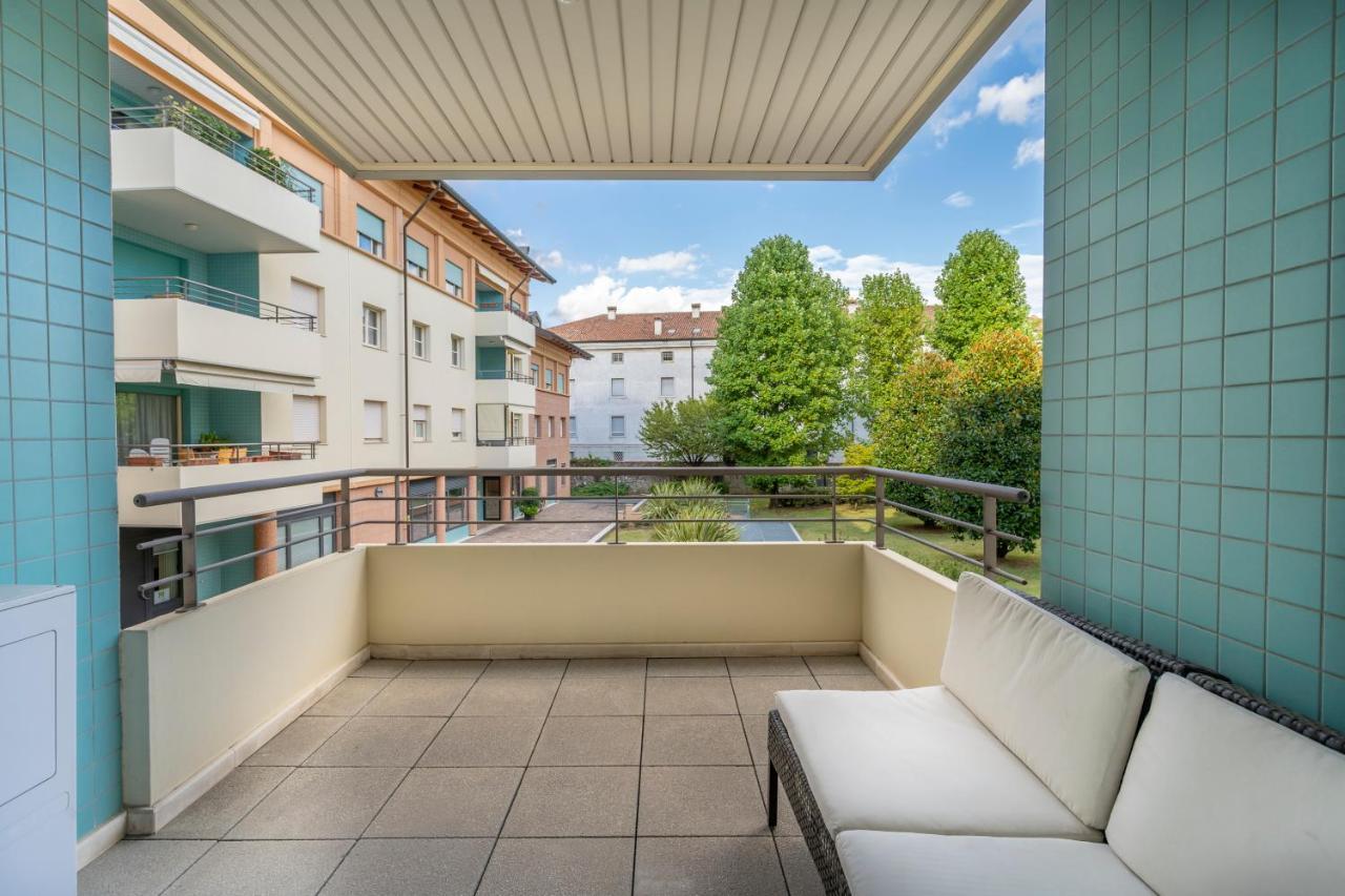 Teatro Nuovo Apartment With Free Parking Udine Exterior photo