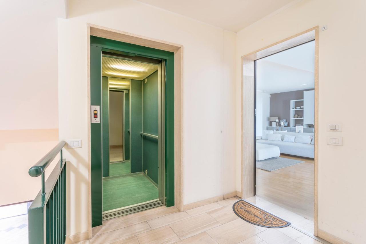 Teatro Nuovo Apartment With Free Parking Udine Exterior photo